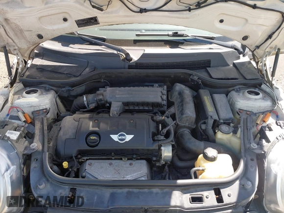 2007 MINI Hardtop with VIN WMWMF33527TT54584, listed as a IAAI auction lot 42166126 with 85,978 mi miles and . Bid and sale history available at DreamBid. Image 10.