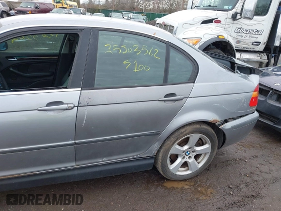 2003 BMW 3 Series 330xi z VIN WBAEW53433PG10406, wystawiony jako IAAI lot #41969841 z przebiegiem Nie podano mil oraz . Historia ofert i sprzedaży dostępna na DreamBid. Obrazek 6.