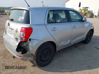 2009 Scion xD z VIN JTKKU10439J034827, wystawiony jako IAAI lot #42441584 z przebiegiem 192 136 mil mil oraz . Historia ofert i sprzedaży dostępna na DreamBid. Obrazek 4.