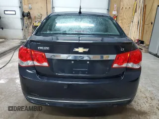 2014 Chevrolet Cruze 2LT z VIN 1G1PE5SB0E7408047, wystawiony jako Copart lot #54370725 z przebiegiem 118 774 mil mil oraz Czysty tytuł • Clean title. Historia ofert i sprzedaży dostępna na DreamBid. Obrazek 6.