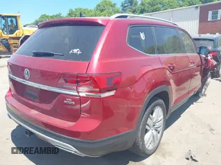 2019 Volkswagen Atlas SE with VIN 1V2UR2CA4KC553905, listed as a IAAI auction lot 42401734 with 71,405 mi miles and . Bid and sale history available at DreamBid. Image 4.