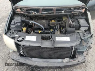 2001 Dodge Caravan ES with VIN 2B8GP54L01R117432, listed as a Copart auction lot 84896924 with 207,991 mi miles and Salvage Title. Bid and sale history available at carsss.com. Image 12.