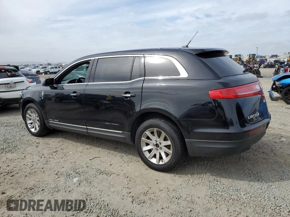 2018 Lincoln MKT with VIN 2LMHJ5NK9JBL00840, listed as a Copart auction lot 49354005 with 259,267 mi miles and Salvage Title. Bid and sale history available at carsss.com. Image 2.