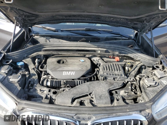 2017 BMW X1 xDrive28i with VIN WBXHT3Z32H4A54399, listed as a Copart auction lot 53112515 with 164,260 mi miles and Clean Title. Bid and sale history available at carsss.com. Image 12.