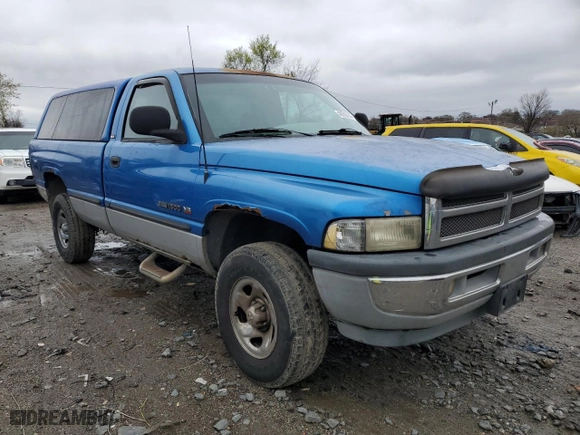 1998 Dodge Ram 1500 with VIN 1B7HF16Y2WS627039, listed as a Copart auction lot 73058054 with 155,175 mi miles and Non Repairable. Bid and sale history available at carsss.com. Image 4.
