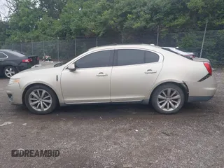 2010 Lincoln MKS с VIN 1LNHL9DRXAG614758, выставлен на аукционе IAAI как лот 42326402 с пробегом 141 602 миль миль и . История ставок и продаж доступна на DreamBid. Изображение 15.