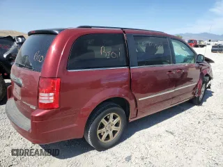 2010 Chrysler Town & Country Touring z VIN 2A4RR5D12AR492111, wystawiony jako Copart lot #58997205 z przebiegiem Nie podano mil oraz Szkoda całkowita • Salvage title. Historia ofert i sprzedaży dostępna na DreamBid. Obrazek 3.