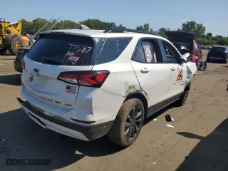2022 Chevrolet Equinox RS with VIN 2GNAXWEV4N6113964, listed as a Copart auction lot 70246884 with 0 mi miles and Salvage Title. Bid and sale history available at carsss.com. Image 3.