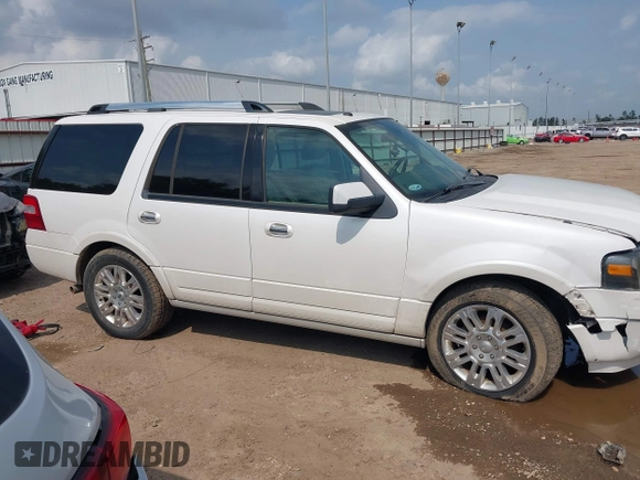 2012 Ford Expedition Limited with VIN 1FMJU1K52CEF29279, listed as a IAAI auction lot 42120438 with Not provided miles and . Bid and sale history available at DreamBid. Image 13.