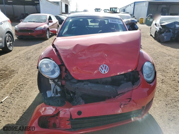 2012 Volkswagen Beetle 2.5L w/Sun PZEV with VIN 3VWJP7AT5CM645999, listed as a Copart auction lot 69668764 with 0 mi miles and Salvage Title. Bid and sale history available at carsss.com. Image 5.
