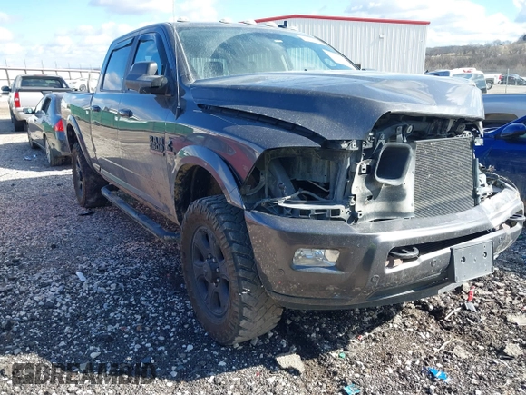 2018 Ram 2500 Big Horn with VIN 3C6UR5DLXJG341371, listed as a IAAI auction lot 41371836 with 197,924 mi miles. Bid and sale history available at carsss.com. Image 1.