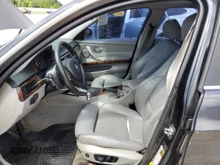 2006 BMW 3 Series 330i with VIN WBAVB33566KR80952, listed as a Copart auction lot 70083134 with 201,207 mi miles and Non repairable. Bid and sale history available at DreamBid. Image 7.