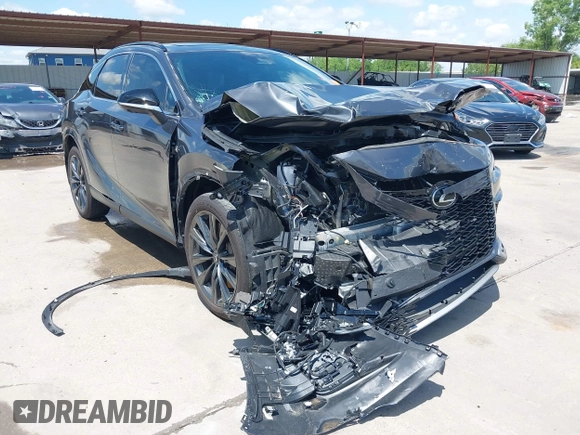 2024 Lexus RX 350 z VIN 2T2BAMCA7RC056226, wystawiony jako IAAI lot #42351779 z przebiegiem 12 317 mil mil oraz . Historia ofert i sprzedaży dostępna na DreamBid. Obrazek 6.