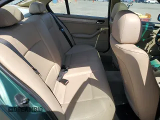 1999 BMW 3 Series 323i with VIN WBAAM3333XFP52697, listed as a Copart auction lot 62747084 with 252,596 mi miles and Salvage Title. Bid and sale history available at carsss.com. Image 10.