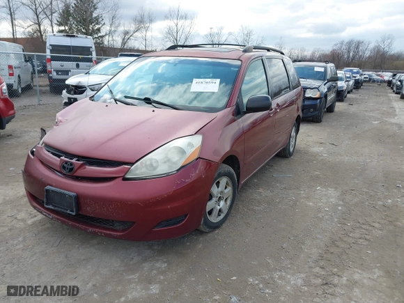 2007 Toyota Sienna CE with VIN 5TDZK23C97S025814, listed as a IAAI auction lot 41870594 with 283,916 mi miles. Bid and sale history available at carsss.com. Image 17.