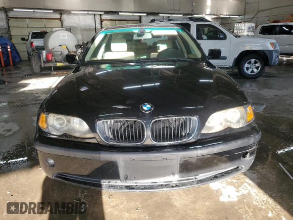 2004 BMW 3 Series 325i with VIN WBAAZ33474KP85411, listed as a Copart auction lot 87895975 with 125,536 mi miles and Salvage Title. Bid and sale history available at carsss.com. Image 5.