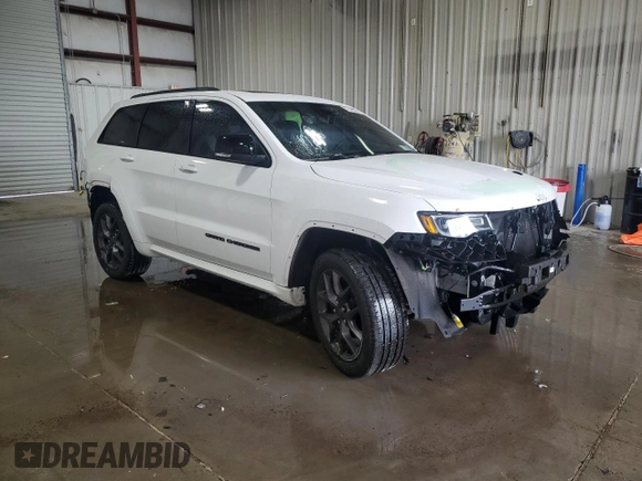 2020 Jeep Grand Cherokee Limited with VIN 1C4RJFBG2LC396601, listed as a Copart auction lot 57044095 with 110,808 mi miles and Salvage title. Bid and sale history available at DreamBid. Image 4.