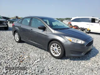 2018 Ford Focus SE with VIN 1FADP3F2XJL226995, listed as a Copart auction lot 53305495 with 86,981 mi miles and Clean Title. Bid and sale history available at carsss.com. Image 4.