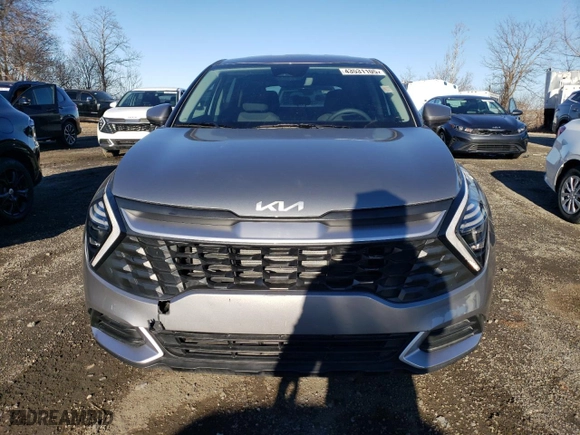 2025 Kia Sportage LX with VIN KNDPU3DF1S7341226, listed as a Copart auction lot 43531105 with 0 mi miles and Salvage Title. Bid and sale history available at carsss.com. Image 5.