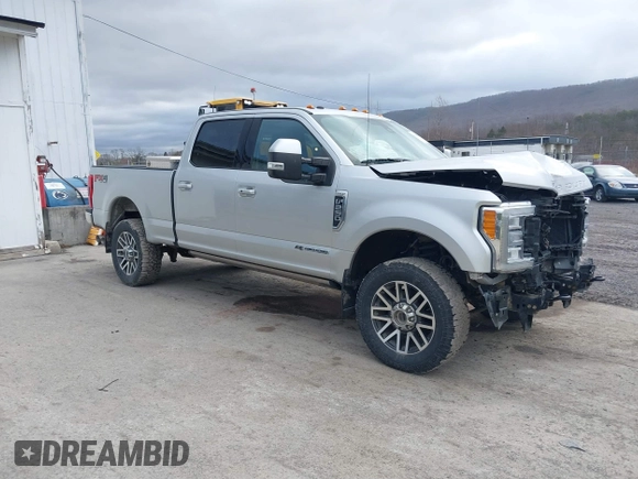 2018 Ford Super Duty F-250 SRW XL with VIN 1FT7W2BT1JEC54725, listed as a IAAI auction lot 41686825 with 50,756 mi miles. Bid and sale history available at carsss.com. Image 1.