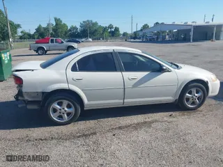 2005 Dodge Stratus Sdn SXT with VIN 1B3EL46X95N568803, listed as a IAAI auction lot 41467555 with 122,610 mi miles. Bid and sale history available at carsss.com. Image 14.