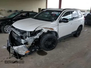 2020 Mitsubishi Outlander SE z VIN JA4AD3A30LZ039104, wystawiony jako Copart lot #55775925 z przebiegiem Nie podano mil oraz Czysty tytuł • Clean title. Historia ofert i sprzedaży dostępna na DreamBid. Obrazek 1.