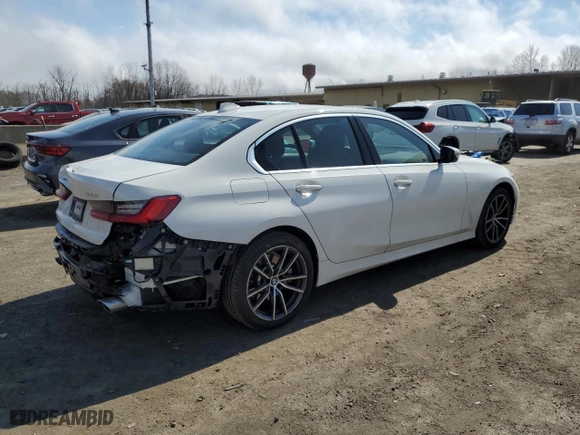 2021 BMW 3 Series 330i xDrive with VIN 3MW5R7J07M8B59304, listed as a Copart auction lot 49204525 with 28,425 mi miles and Salvage Title. Bid and sale history available at carsss.com. Image 3.