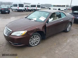 2012 Chrysler 200 Limited with VIN 1C3BCBFG2CN279463, listed as a IAAI auction lot 40891786 with 95,125 mi miles. Bid and sale history available at carsss.com. Image 2.