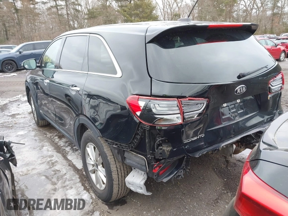 2020 Kia Sorento LX with VIN 5XYPGDA36LG655708, listed as a IAAI auction lot 41490218 with 55,597 mi miles. Bid and sale history available at carsss.com. Image 3.