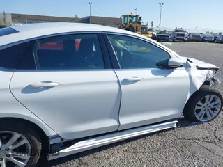 2015 Chrysler 200 Limited with VIN 1C3CCCAB2FN743877, listed as a IAAI auction lot 42000812 with 70,222 mi miles. Bid and sale history available at carsss.com. Image 18.