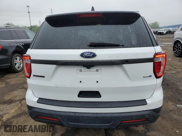 2018 Ford Police Interceptor Utility z VIN 1FM5K8AR8JGC95414, wystawiony jako Copart lot #58064665 z przebiegiem 120 873 mil mil oraz Czysty tytuł • Clean title. Historia ofert i sprzedaży dostępna na DreamBid. Obrazek 6.