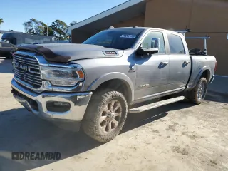 2020 Ram 2500 Laramie with VIN 3C6UR5FL5LG241405, listed as a Copart auction lot 87910155 with 85,904 mi miles and Salvage Title. Bid and sale history available at carsss.com. Image 1.