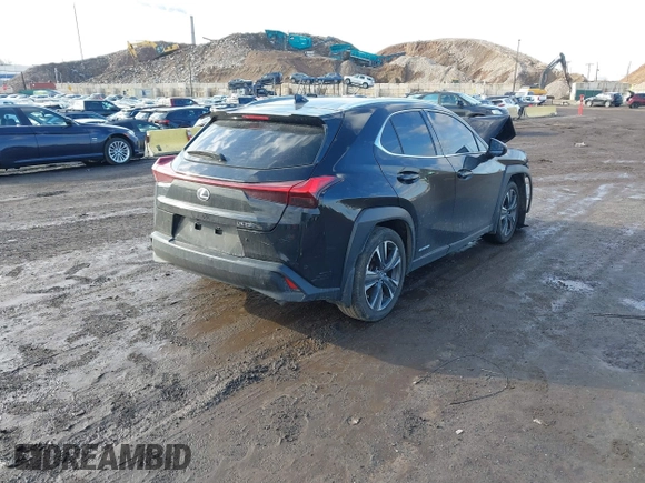 2020 Lexus UX 250h z VIN JTHP9JBH6L2034822, wystawiony jako IAAI lot #41512779 z przebiegiem 35 762 mil mil oraz . Historia ofert i sprzedaży dostępna na DreamBid. Obrazek 4.