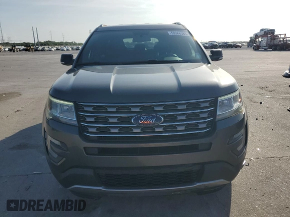 2017 Ford Explorer XLT с VIN 1FM5K7D85HGC51622, выставлен на аукционе Copart как лот 59366585 с пробегом 100 212 миль миль и Списание • Salvage title. История ставок и продаж доступна на DreamBid. Изображение 5.