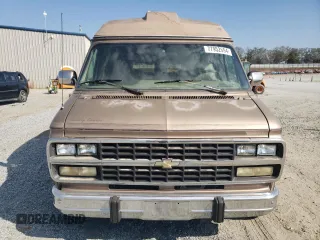1995 Chevrolet Chevy Van z VIN 1GBEG25K9SF175004, wystawiony jako Copart lot #77952694 z przebiegiem 217 649 mil mil oraz Szkoda całkowita • Salvage title. Historia ofert i sprzedaży dostępna na DreamBid. Obrazek 5.