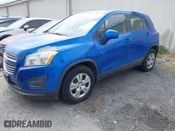 2015 Chevrolet Trax LS with VIN KL7CJKSB9FB197233, listed as a IAAI auction lot 41198111 with 54,889 mi miles. Bid and sale history available at carsss.com. Image 2.