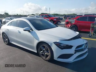 2023 Mercedes-Benz CLA 250 z VIN W1K5J4HB9PN306410, wystawiony jako IAAI lot #42232164 z przebiegiem 17 462 mil mil oraz . Historia ofert i sprzedaży dostępna na DreamBid. Obrazek 1.