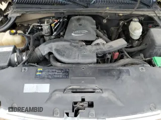 2005 Chevrolet Tahoe Z71 z VIN 1GNEC13T35R120569, wystawiony jako Copart lot #56483585 z przebiegiem 220 860 mil mil oraz Szkoda całkowita • Salvage title. Historia ofert i sprzedaży dostępna na DreamBid. Obrazek 12.
