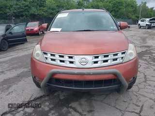2005 Nissan Murano SL z VIN JN8AZ08W65W428697, wystawiony jako IAAI lot #42291815 z przebiegiem 89 742 mil mil oraz . Historia ofert i sprzedaży dostępna na DreamBid. Obrazek 6.