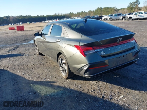 2024 Hyundai Elantra SEL with VIN KMHLS4DG2RU730905, listed as a IAAI auction lot 41747928 with 15,300 mi miles and . Bid and sale history available at DreamBid. Image 3.