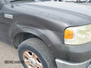 2006 Ford F-150 XLT z VIN 1FTPW14576FA26769, wystawiony jako IAAI lot #41896873 z przebiegiem 276 266 mil mil oraz . Historia ofert i sprzedaży dostępna na DreamBid. Obrazek 14.