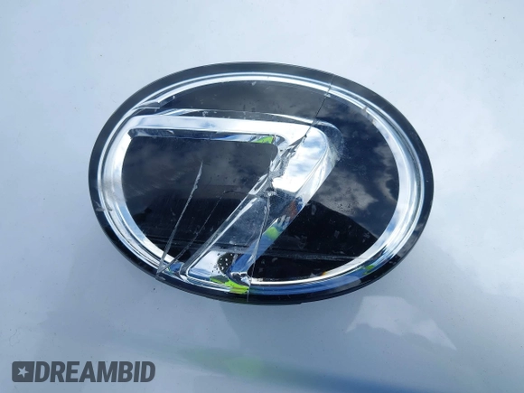 2013 Lexus GS 350 with VIN JTHBE1BL5D5005404, listed as a IAAI auction lot 41970447 with 44,635 mi miles and . Bid and sale history available at DreamBid. Image 12.