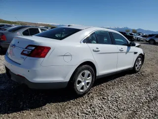 2014 Ford Police Interceptor с VIN 1FAHP2MK1EG127818, выставлен на аукционе Copart как лот 53983545 с пробегом 119 897 миль миль и Списание • Salvage title. История ставок и продаж доступна на DreamBid. Изображение 3.
