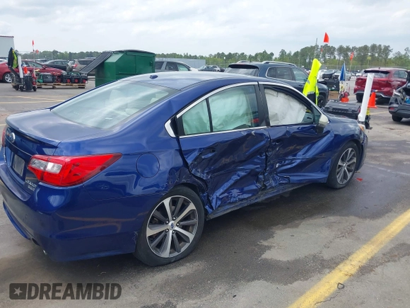 2015 Subaru Legacy 3.6R Limited with VIN 4S3BNEN6XF3064638, listed as a IAAI auction lot 41945143 with 67,846 mi miles. Bid and sale history available at carsss.com. Image 4.