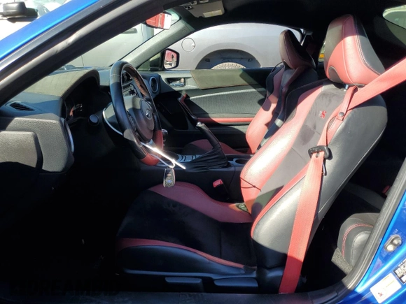2018 Subaru BRZ tS with VIN JF1ZCAD12J9600805, listed as a Copart auction lot 77439764 with 82,360 mi miles and Salvage title. Bid and sale history available at DreamBid. Image 7.