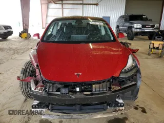 2018 Tesla Model 3 Long Range Battery z VIN 5YJ3E1EB3JF091637, wystawiony jako Copart lot #52127795 z przebiegiem 69 145 mil mil oraz Szkoda całkowita • Salvage title. Historia ofert i sprzedaży dostępna na DreamBid. Obrazek 5.