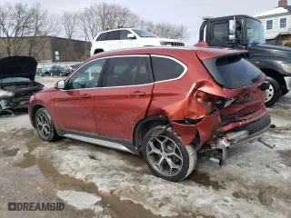2019 BMW X1 xDrive28i with VIN WBXHT3C5XK3H35269, listed as a Copart auction lot 46409135 with 40,467 mi miles and Salvage Title. Bid and sale history available at carsss.com. Image 2.
