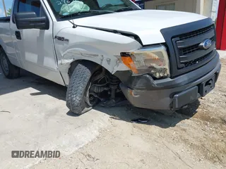 2013 Ford F-150 XL with VIN 1FTMF1EM9DKD83903, listed as a IAAI auction lot 40367820 with 91,412 mi miles. Bid and sale history available at carsss.com. Image 6.
