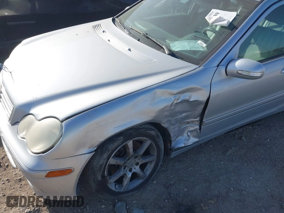 2007 Mercedes-Benz C 280 Luxury с VIN WDBRF92H67F898381, выставлен на аукционе IAAI как лот 41802139 с пробегом 147 866 миль миль и . История ставок и продаж доступна на DreamBid. Изображение 6.