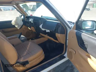 1998 Jeep Cherokee with VIN 1J4FJ27S7WL200871, listed as a IAAI auction lot 41791329 with 122,620 mi miles and . Bid and sale history available at DreamBid. Image 5.